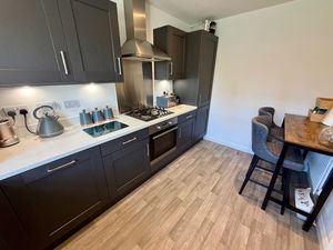 Kitchen- click for photo gallery